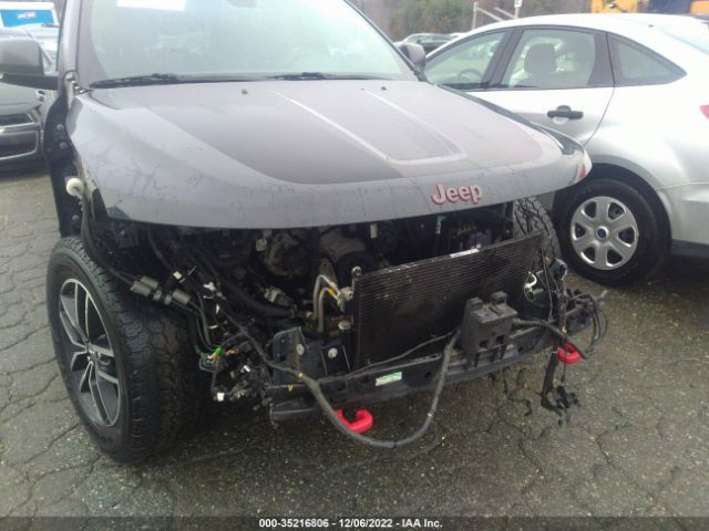 1C4RJFLG1JC321884 Jeep Grand Cherokee Trailhawk
