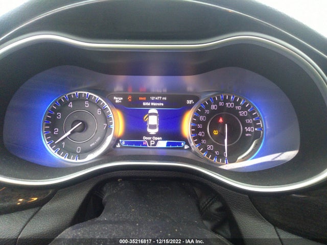 Chrysler 200 C 2015 1C3CCCCB6FN545932 Image 7