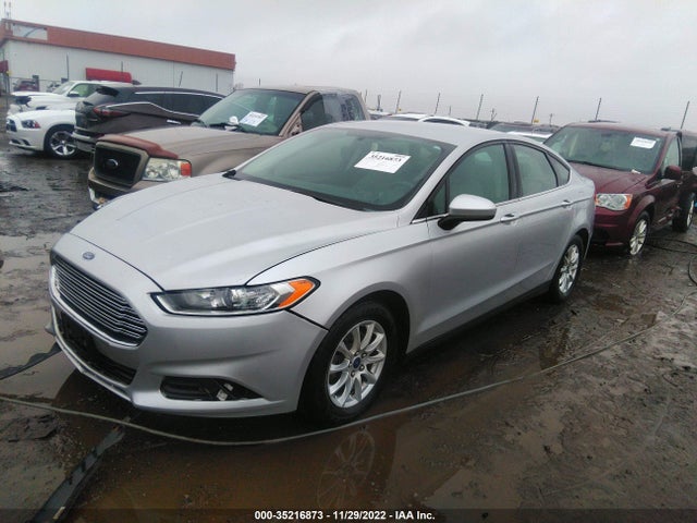 Ford FUSION S 2016 3FA6P0G74GR312296 Image 2