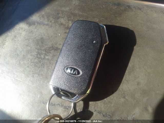 3KPF54AD8KE037800 KIA FORTE EX
