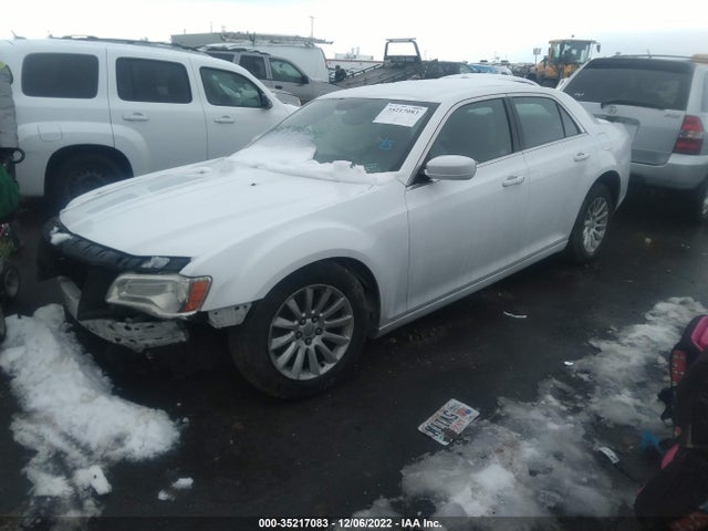 2C3CCAAG1DH573016 Chrysler 300