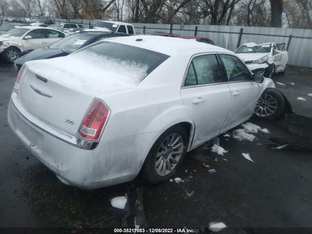 2C3CCAAG1DH573016 Chrysler 300