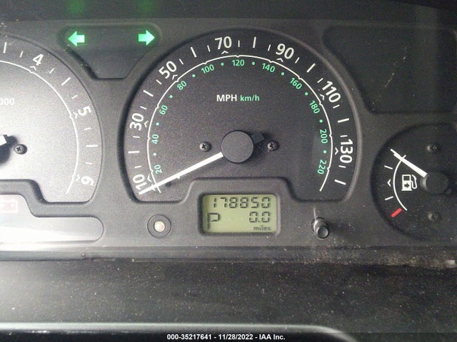 Land Rover Discovery 2004 SALTP19464A834593 Image 8