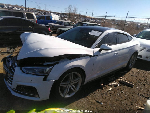 WAUENCF59JA006304 Audi A5 Sportback Premium Plus
