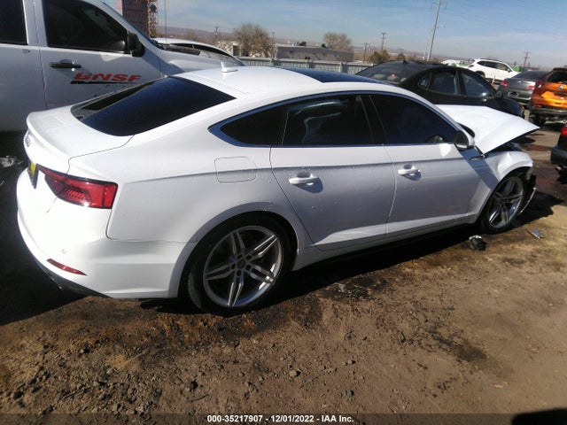 WAUENCF59JA006304 Audi A5 Sportback Premium Plus