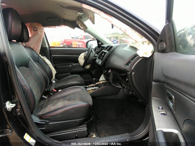 JA4AR3AWXJU002373 Mitsubishi Outlander Sport Se 2.4