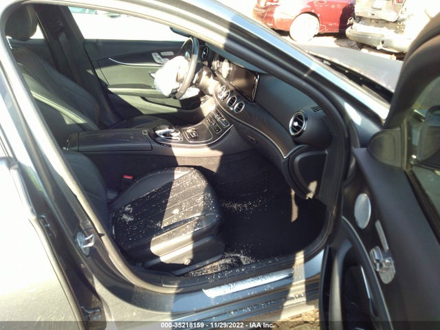 2018 Mercedes-Benz E-Class, VIN: WDDZF4JB9JA463477