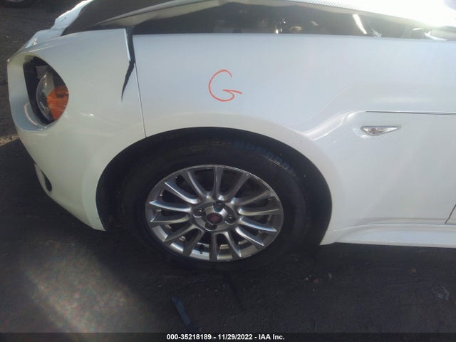 2017 Fiat 124 Spider, VIN: JC1NFAEK3H0102390