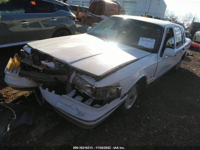 1996 LINCOLN TOWN CAR SGN/DMND ANV/CYPRESS/JN VIN: 1LNLM82W7TY668221