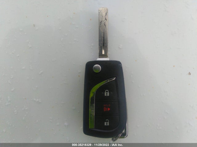 2022 Toyota RAV4, VIN: 4T3MWRFV4NU069638