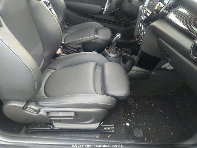 2021 Mini Hardtop, VIN: WMWXR5C06M2N51229