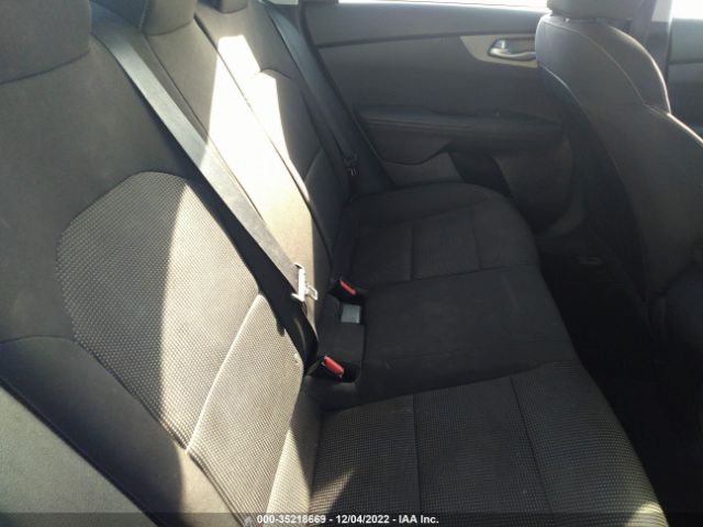 3KPF24AD8KE029317 KIA Forte Lxs