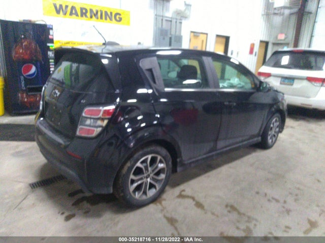 Chevrolet SONIC LT 2018 1G1JD6SH0J4104960 Image 6
