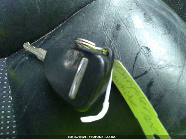 Chrysler 200 Limited 2014 1C3CCBCG2EN187328 Image 11