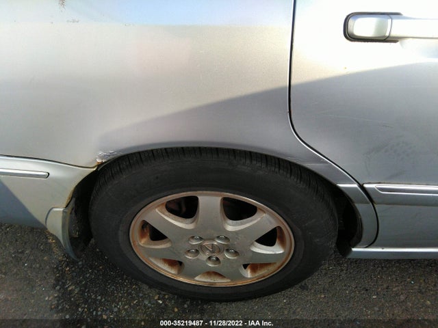 Acura RL 2002 JH4KA96592C004593 Image 8