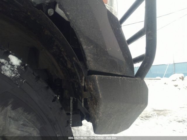 1N6AA1ED2LN503696 Nissan TITAN SV