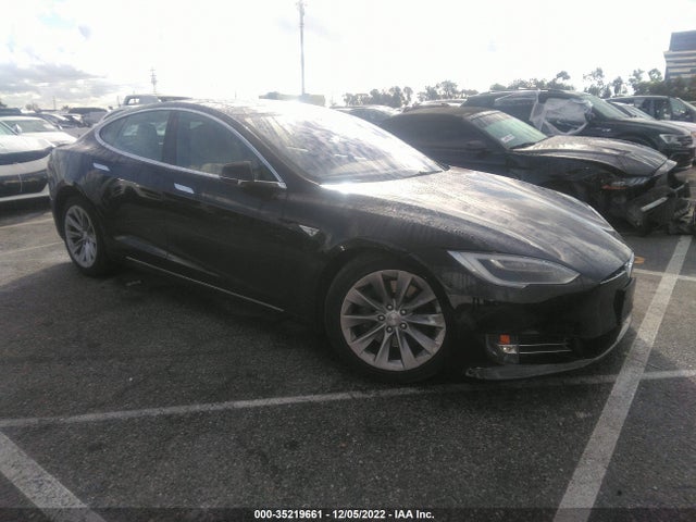 2016 Tesla Model S, VIN: 5YJSA1E14GF143056