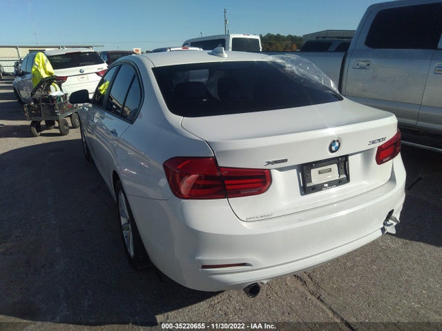 BMW 3 Series 320i Xdrive 2018 WBA8A3C51JA495326 Image 3