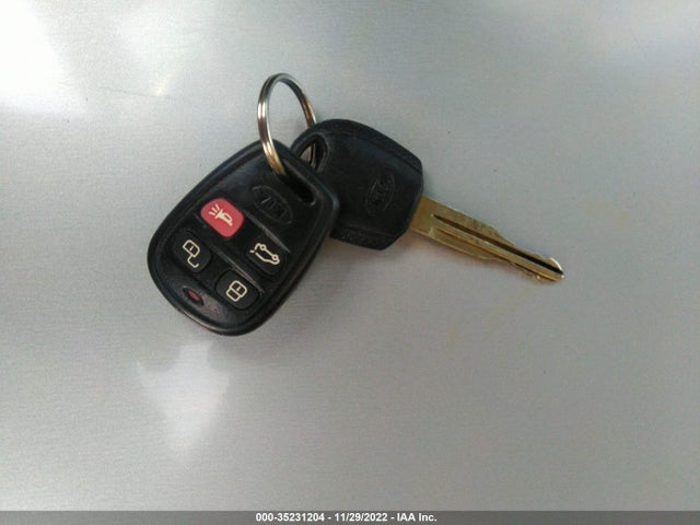 2005 KIA SORENTO LX/EX VIN: KNDJC733555444494