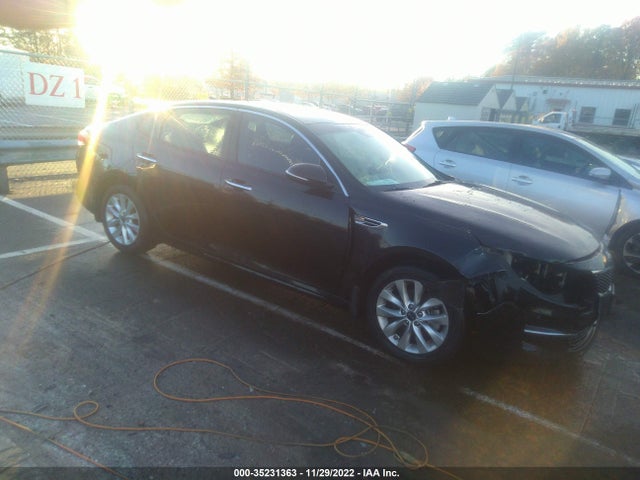 2016 Kia Optima, VIN: 5XXGU4L39GG109954