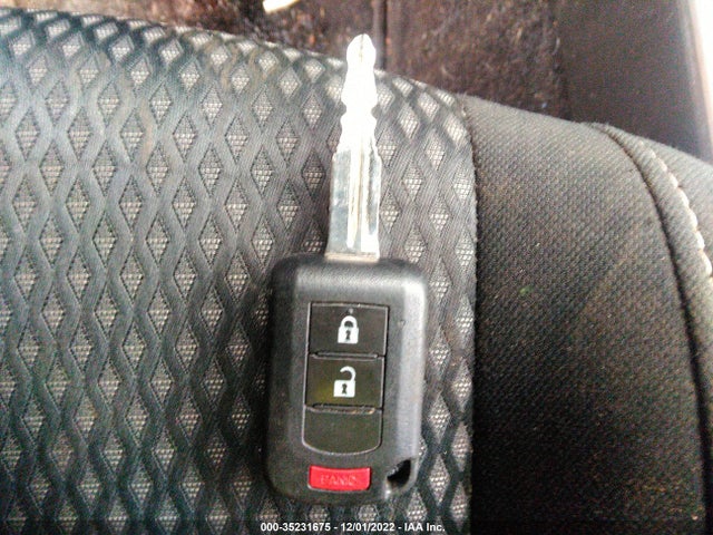 JA4AZ3A35JJ006256 Mitsubishi Outlander