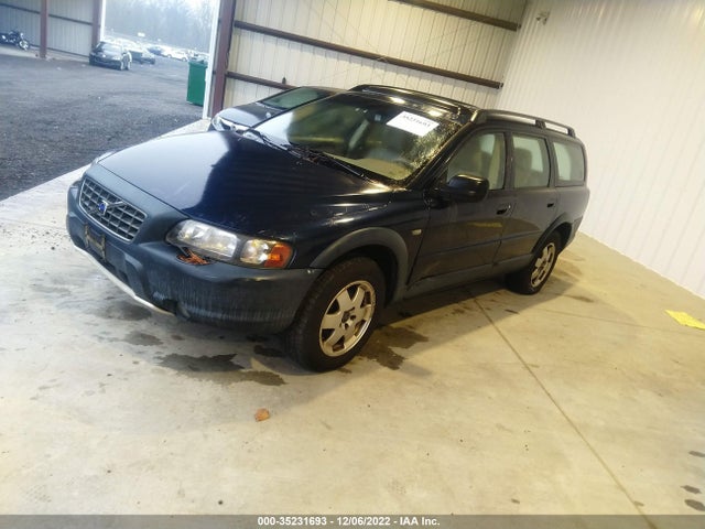 Volvo V70 2001 YV1SZ58D811030145 Image 2