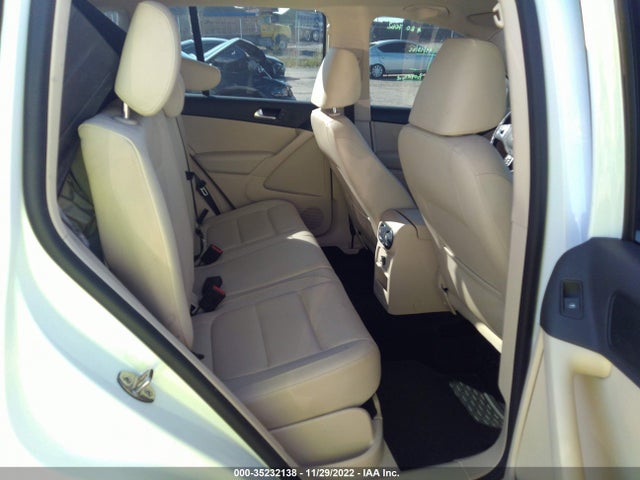 2016 VOLKSWAGEN TIGUAN S VIN: WVGAV7AX0GW509387