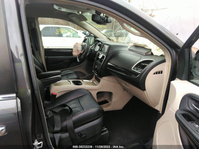 Chrysler Town & Country 2015 2C4RC1CG3FR507020 Image 6