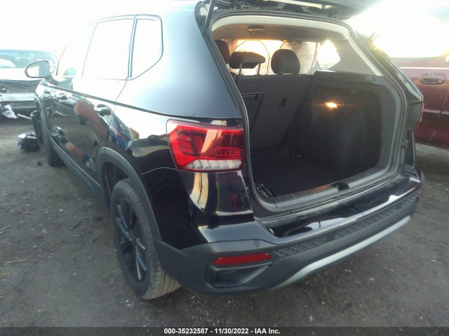 2022 Volkswagen Taos, VIN: 3VVCX7B27NM007145