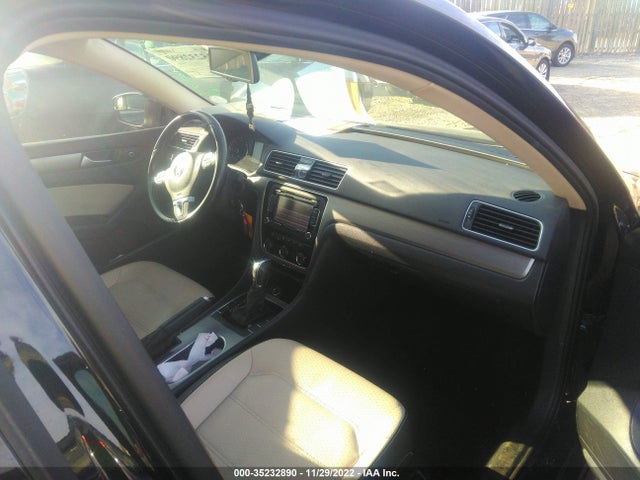 2014 VOLKSWAGEN PASSAT TDI SE W/SUNROOF VIN: 1VWBN7A30EC121531