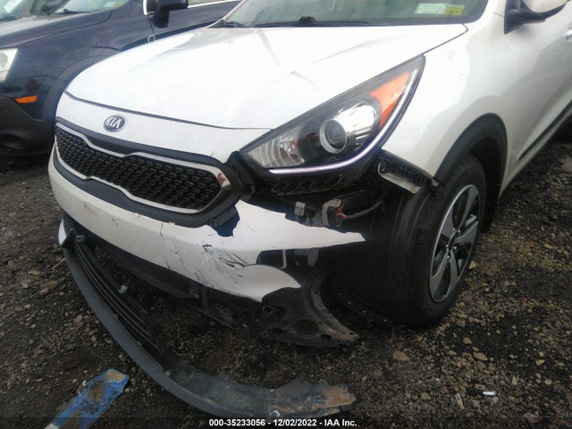 2017 Kia Niro, VIN: KNDCB3LC8H5081004