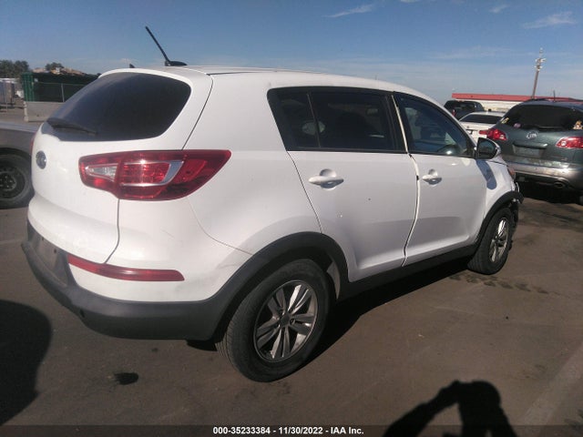 2011 KIA SPORTAGE LX VIN: KNDPBCA20B7081425