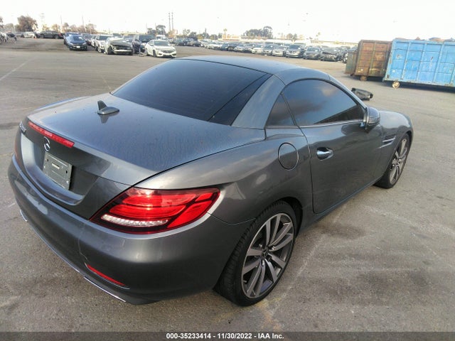 2018 Mercedes-Benz SLC-Class, VIN: WDDPK3JA4JF151848
