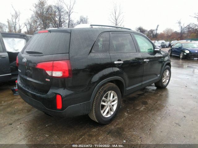 5XYKTCA63FG572414 KIA SORENTO LX