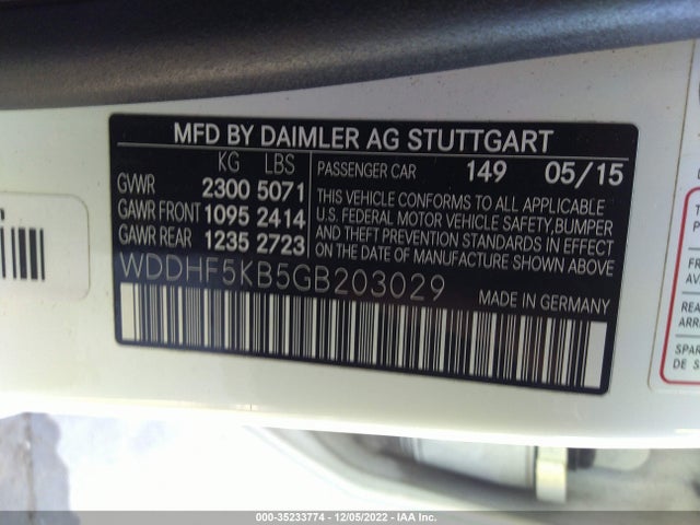 2016 Mercedes-Benz E-Class, VIN: WDDHF5KB5GB203029