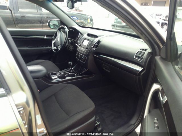5XYKTDA67EG519607 KIA SORENTO LX
