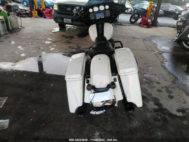 2014 HARLEY-DAVIDSON FLHTP POLICE ELECTRA GLIDE VIN: 1HD1FMM14EB636881