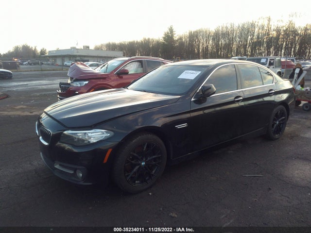 BMW 5 Series 528i Xdrive 2015 WBA5A7C58FD628082 Image 2