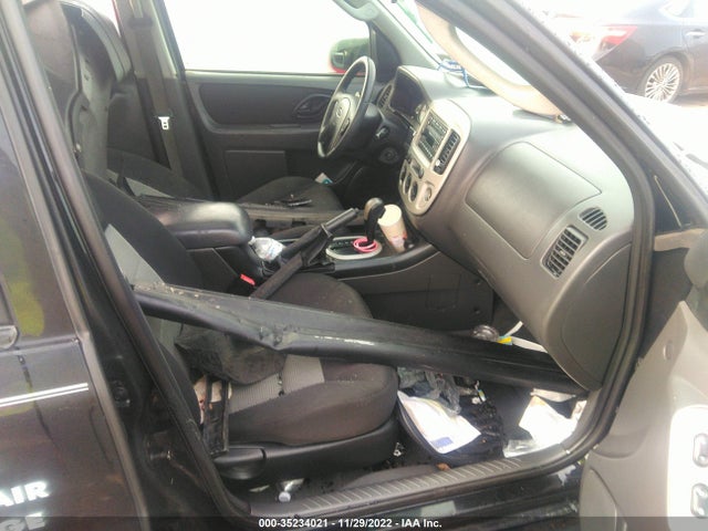 2007 FORD ESCAPE XLT VIN: 1FMYU93127KB52288