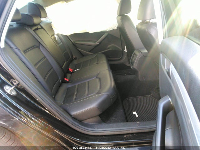 1VWLA7A34KC004773 Volkswagen Passat 2.0t Wolfsburg Edition