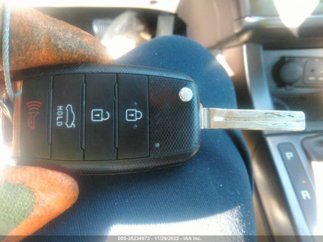 KNAGM4A79F5613118 KIA Optima Lx