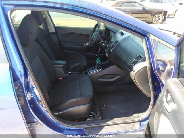 2018 Kia Forte, VIN: 3KPFK4A75JE196579