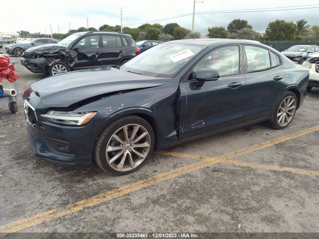 Volvo S60 2021 7JR102FK3MG091577 Image 2