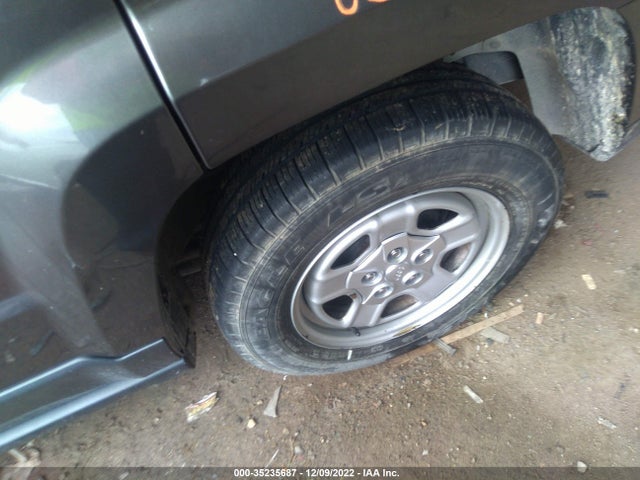 1C4NJPBA2GD575219 Jeep Patriot Sport