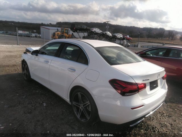 W1K3G4EB2NJ371727 Mercedes-Benz A-class A 220
