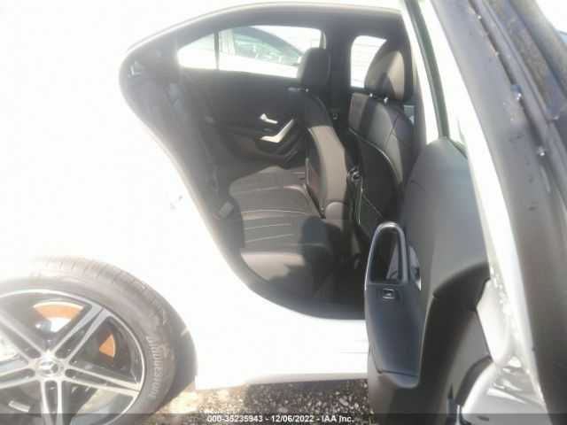 W1K3G4EB2NJ371727 Mercedes-Benz A-class A 220