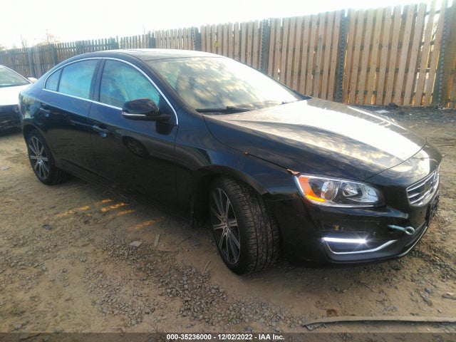 2017 Volvo S60, VIN: LYV402HK3HB132784