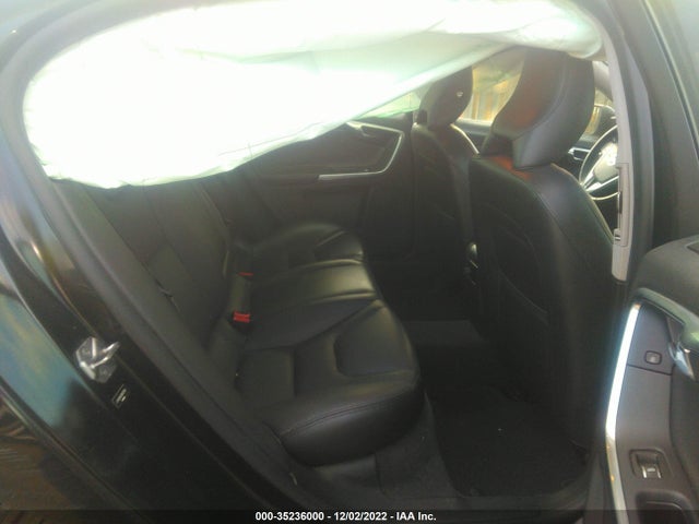 2017 Volvo S60, VIN: LYV402HK3HB132784