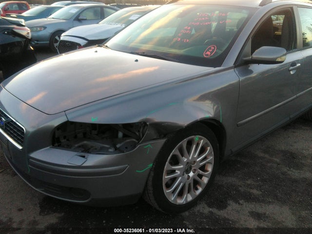 YV1MW382552046176 Volvo V50
