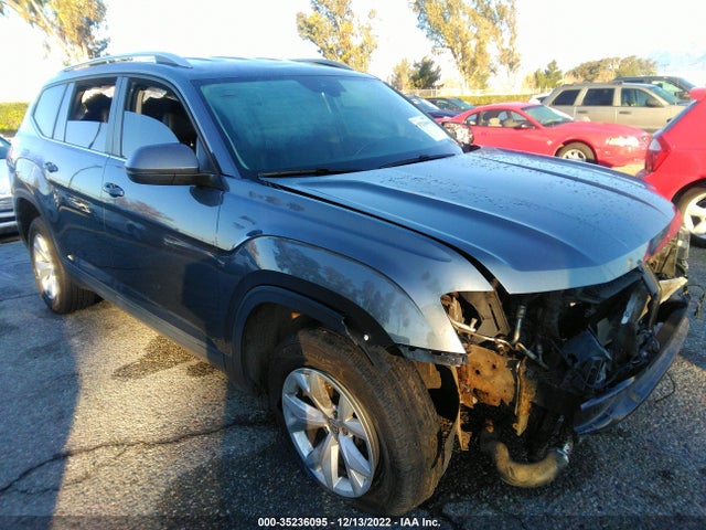 2018 Volkswagen Atlas, VIN: 1V2DP2CA3JC598452